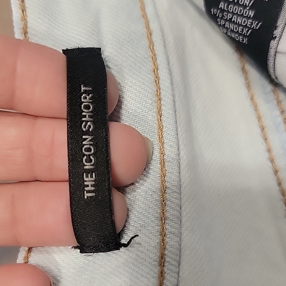 Kendall + Kylie Size 9/29 The Icon Short, Light Wash Denim Shorts - Picture 11 of 12